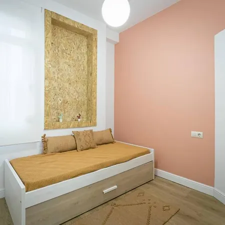 Apartamento Centrico, Cerca De La Playa Y Parking.